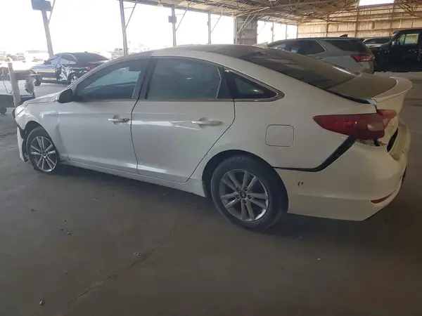5NPE24AF4GH359391 2016 HYUNDAI SONATA - Image 2