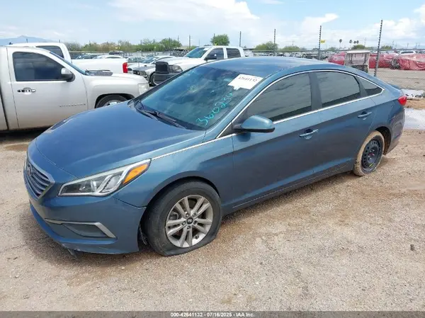5NPE24AF4GH360234 2016 HYUNDAI SONATA - Image 2