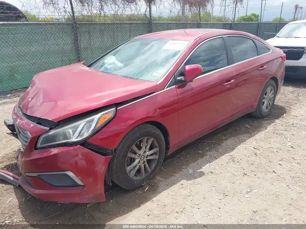 5NPE24AF4GH360718 2016 HYUNDAI SONATA - Image 2