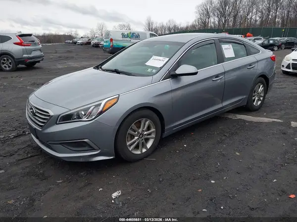 5NPE24AF4GH362582 2016 HYUNDAI SONATA - Image 2