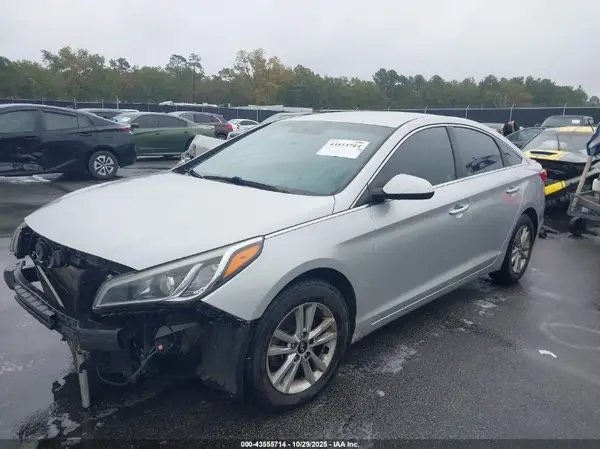 5NPE24AF4GH362887 2016 HYUNDAI SONATA - Image 2