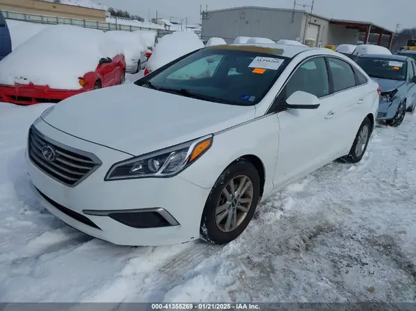 5NPE24AF4GH365207 2016 HYUNDAI SONATA - Image 2