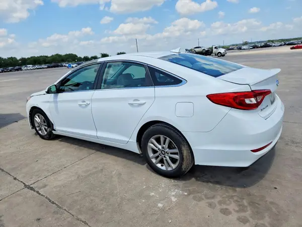 5NPE24AF4GH367636 2016 HYUNDAI SONATA - Image 2