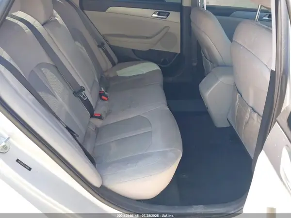 5NPE24AF4GH369984 2016 HYUNDAI SONATA - Image 8