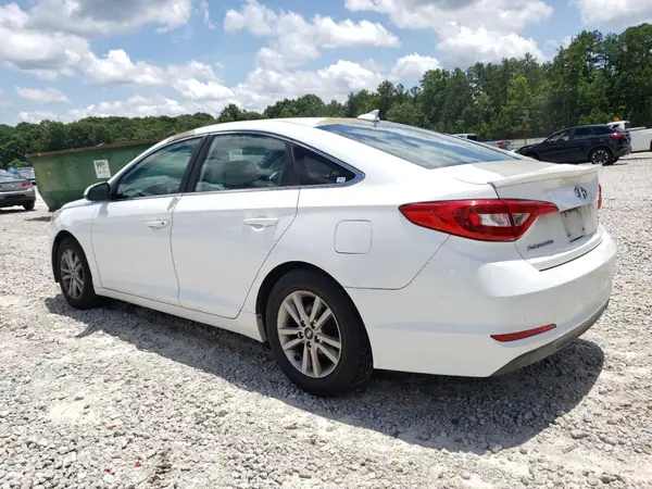 5NPE24AF4GH372173 2016 HYUNDAI SONATA - Image 2