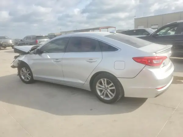 5NPE24AF4GH372268 2016 HYUNDAI SONATA - Image 2