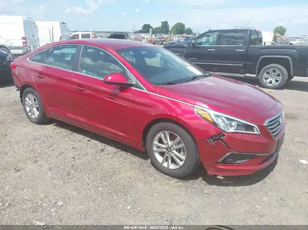 5NPE24AF4GH374134 2016 HYUNDAI SONATA - Image 1