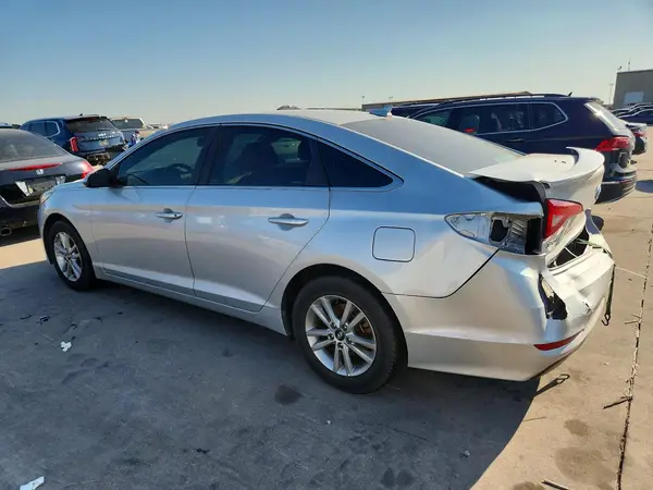 5NPE24AF4GH374747 2016 HYUNDAI SONATA - Image 2