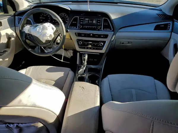 5NPE24AF4GH385599 2016 HYUNDAI SONATA - Image 8