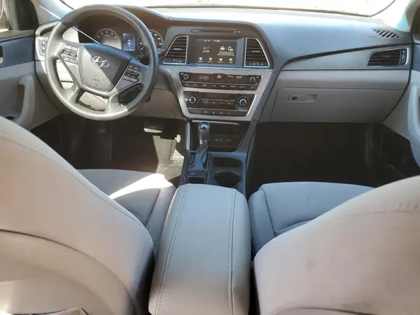 5NPE24AF4GH386199 2016 HYUNDAI SONATA - Image 8