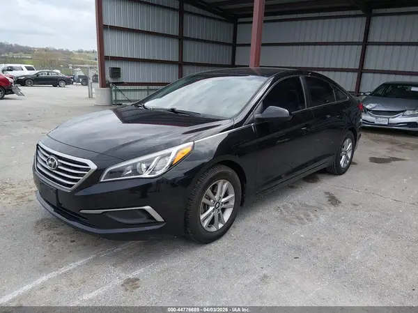 5NPE24AF4GH386543 2016 HYUNDAI SONATA - Image 2