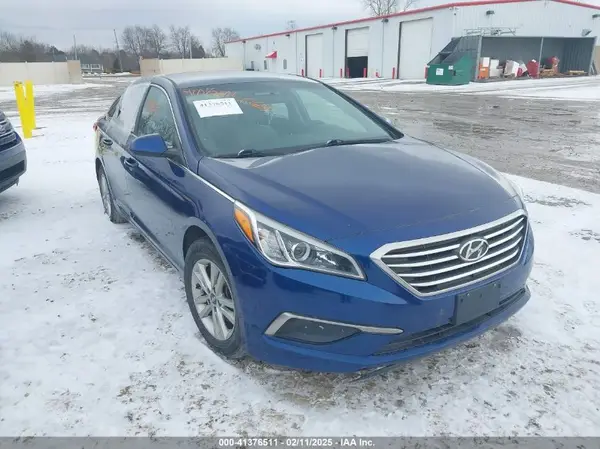 5NPE24AF4GH394769 2016 HYUNDAI SONATA - Image 1