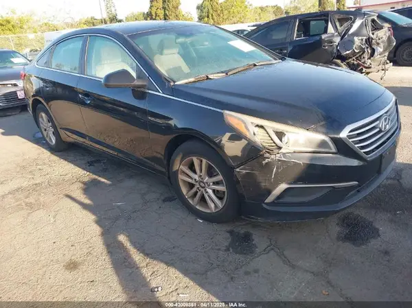 5NPE24AF4GH400098 2016 HYUNDAI SONATA - Image 1
