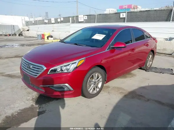 5NPE24AF4GH401350 2016 HYUNDAI SONATA - Image 2