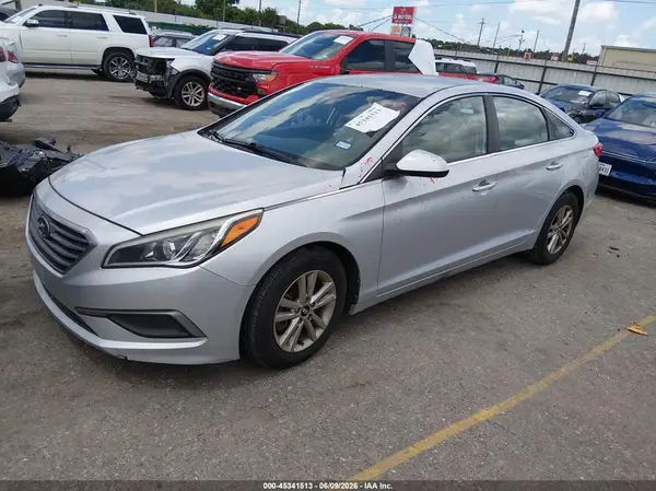 5NPE24AF4GH403857 2016 HYUNDAI SONATA - Image 2