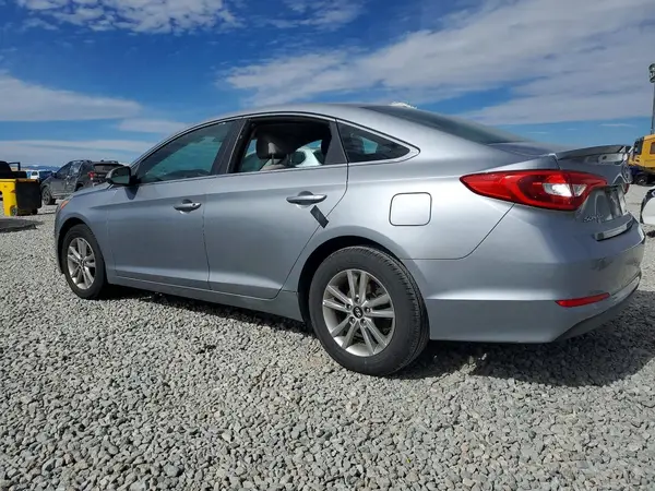 5NPE24AF4GH407939 2016 HYUNDAI SONATA - Image 2