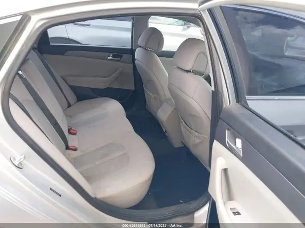 5NPE24AF4GH408024 2016 HYUNDAI SONATA - Image 8