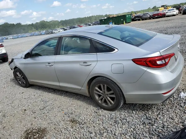 5NPE24AF4GH411988 2016 HYUNDAI SONATA - Image 2
