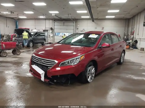 5NPE24AF4GH412638 2016 HYUNDAI SONATA - Image 2