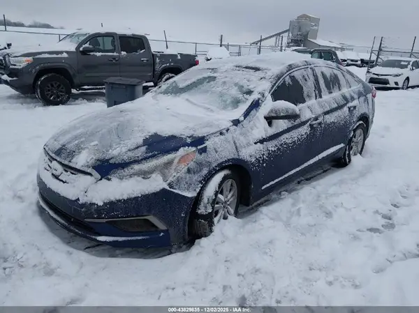 5NPE24AF4GH414695 2016 HYUNDAI SONATA - Image 2