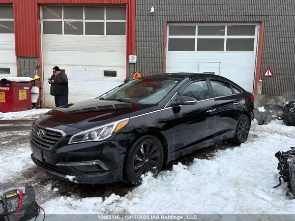 5NPE24AF4GH416186 2016 HYUNDAI SONATA - Image 2