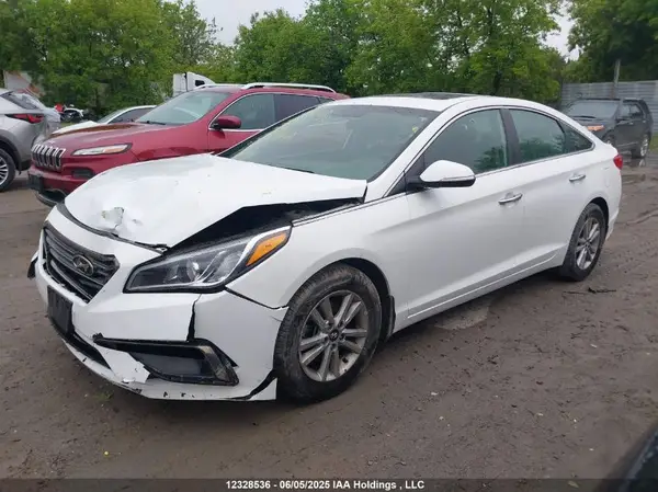5NPE24AF4GH421839 2016 HYUNDAI SONATA - Image 2