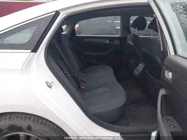 5NPE24AF4GH421839 2016 HYUNDAI SONATA - Image 8