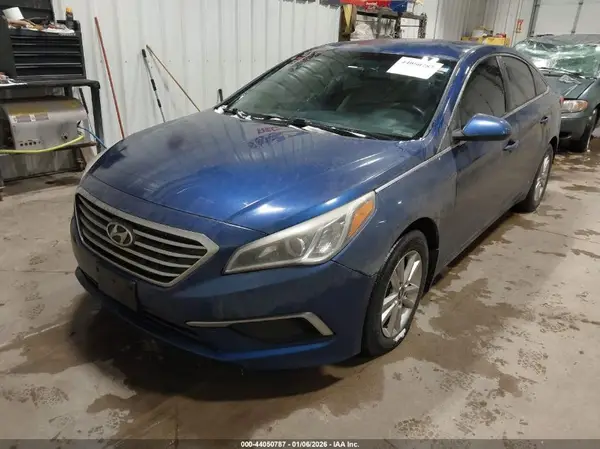 5NPE24AF4GH422506 2016 HYUNDAI SONATA - Image 2