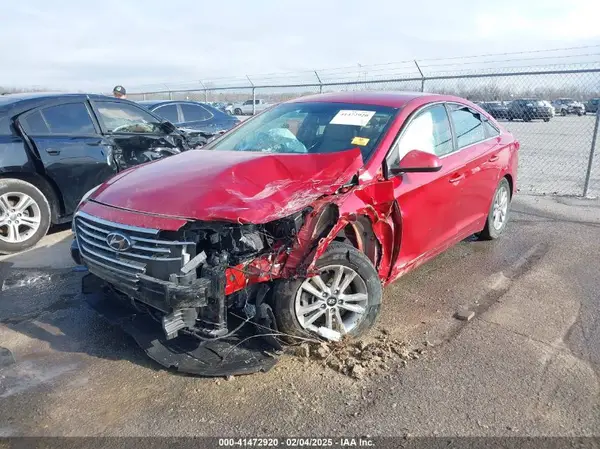 5NPE24AF4HH439856 2017 HYUNDAI SONATA - Image 2