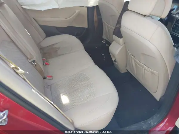 5NPE24AF4HH439856 2017 HYUNDAI SONATA - Image 8