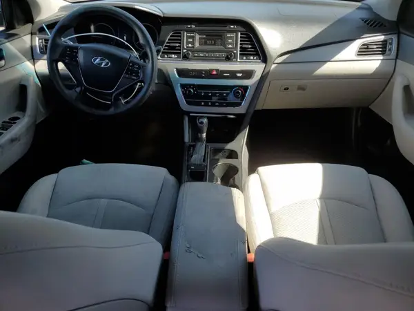 5NPE24AF4HH446970 2017 HYUNDAI SONATA - Image 8