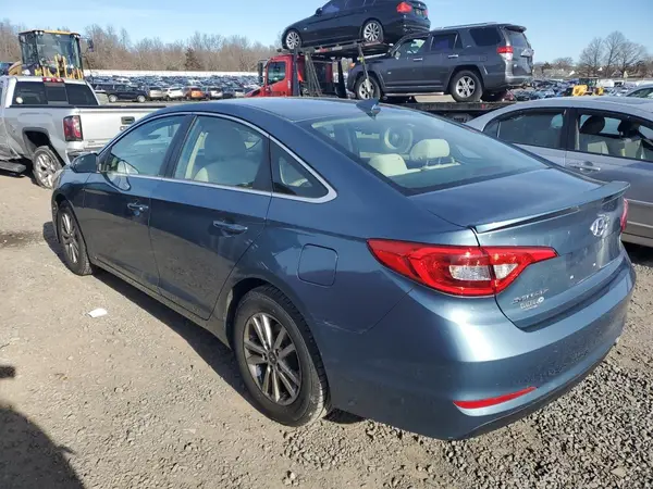 5NPE24AF4HH449156 2017 HYUNDAI SONATA - Image 2