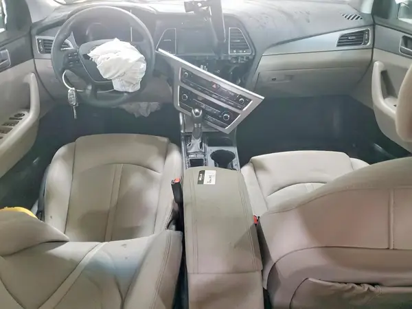 5NPE24AF4HH451280 2017 HYUNDAI SONATA - Image 8