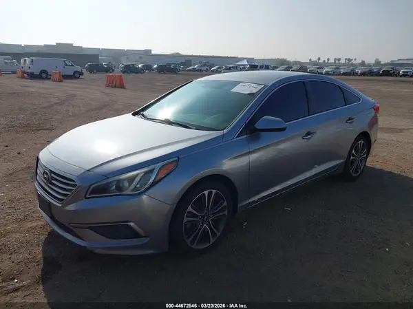 5NPE24AF4HH457225 2017 HYUNDAI SONATA - Image 2