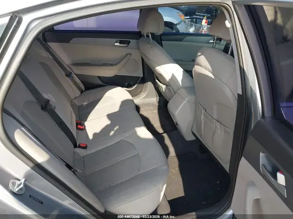 5NPE24AF4HH457225 2017 HYUNDAI SONATA - Image 8