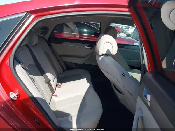 5NPE24AF4HH458911 2017 HYUNDAI SONATA - Image 8