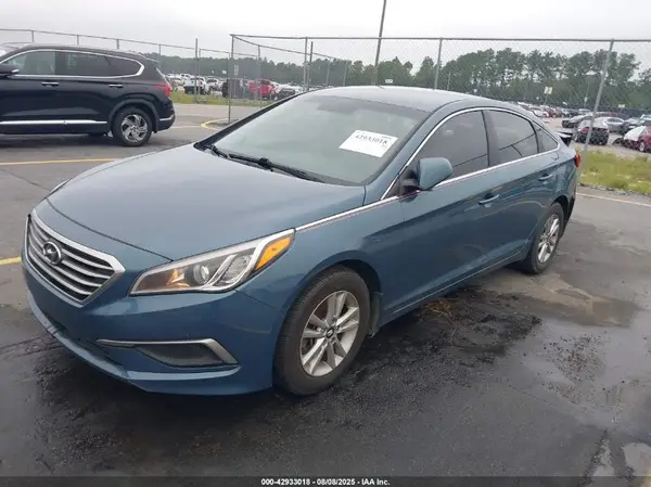 5NPE24AF4HH460884 2017 HYUNDAI SONATA - Image 2