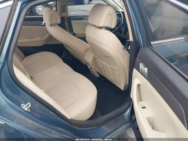 5NPE24AF4HH460884 2017 HYUNDAI SONATA - Image 8