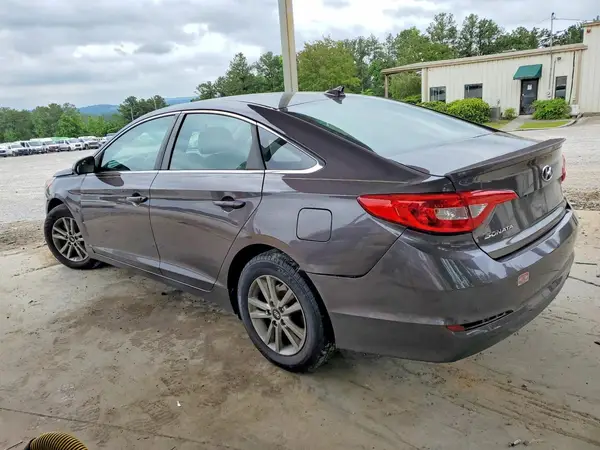 5NPE24AF4HH462506 2017 HYUNDAI SONATA - Image 2