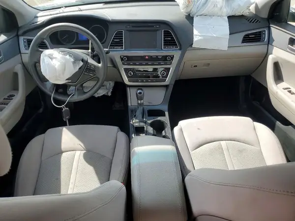 5NPE24AF4HH465714 2017 HYUNDAI SONATA - Image 8