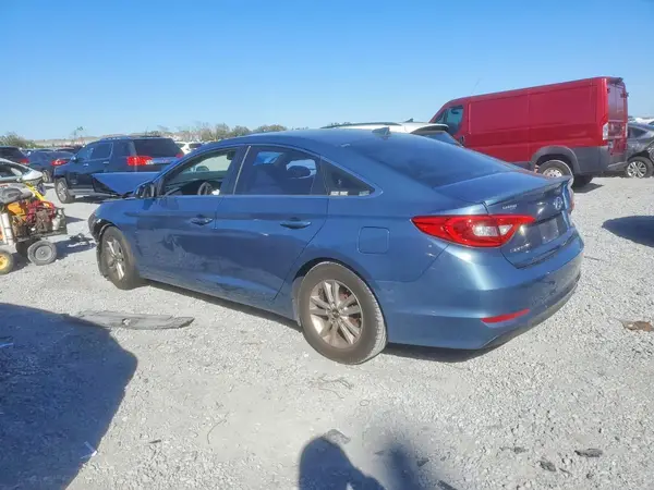 5NPE24AF4HH465860 2017 HYUNDAI SONATA - Image 2