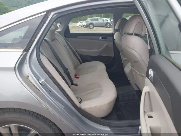 5NPE24AF4HH467205 2017 HYUNDAI SONATA - Image 8