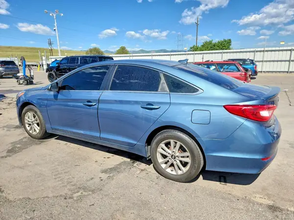 5NPE24AF4HH469861 2017 HYUNDAI SONATA - Image 2