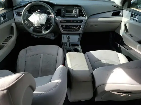 5NPE24AF4HH470444 2017 HYUNDAI SONATA - Image 8