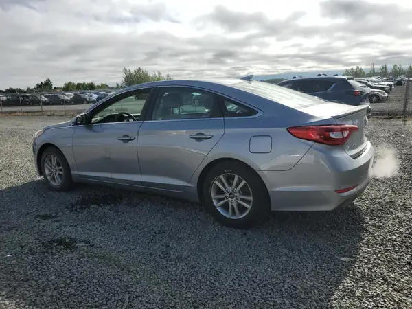 5NPE24AF4HH470492 2017 HYUNDAI SONATA - Image 2