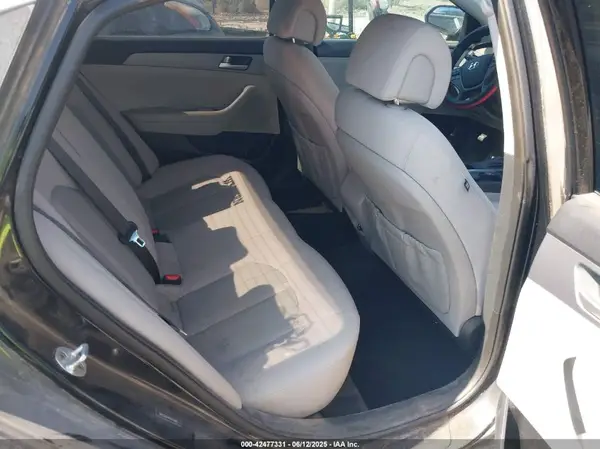 5NPE24AF4HH470962 2017 HYUNDAI SONATA - Image 8