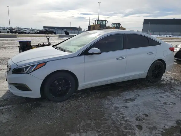5NPE24AF4HH472579 2017 HYUNDAI SONATA - Image 1