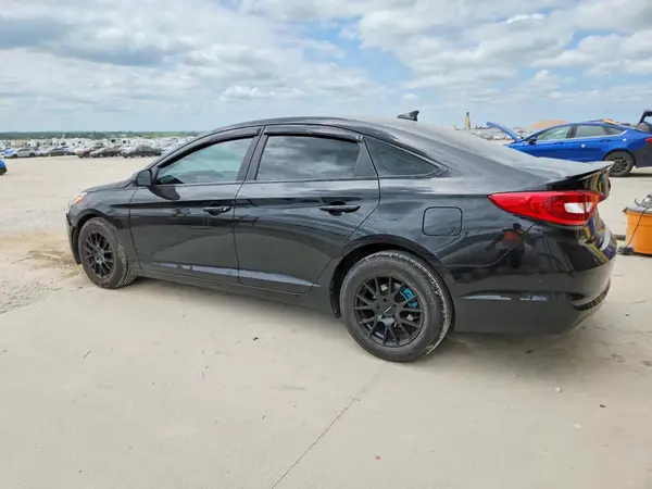 5NPE24AF4HH472937 2017 HYUNDAI SONATA - Image 2