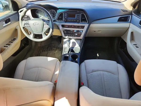5NPE24AF4HH472968 2017 HYUNDAI SONATA - Image 8