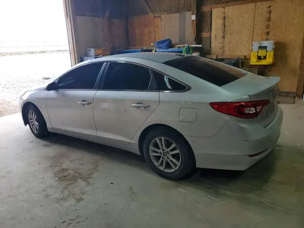 5NPE24AF4HH473344 2017 HYUNDAI SONATA - Image 2